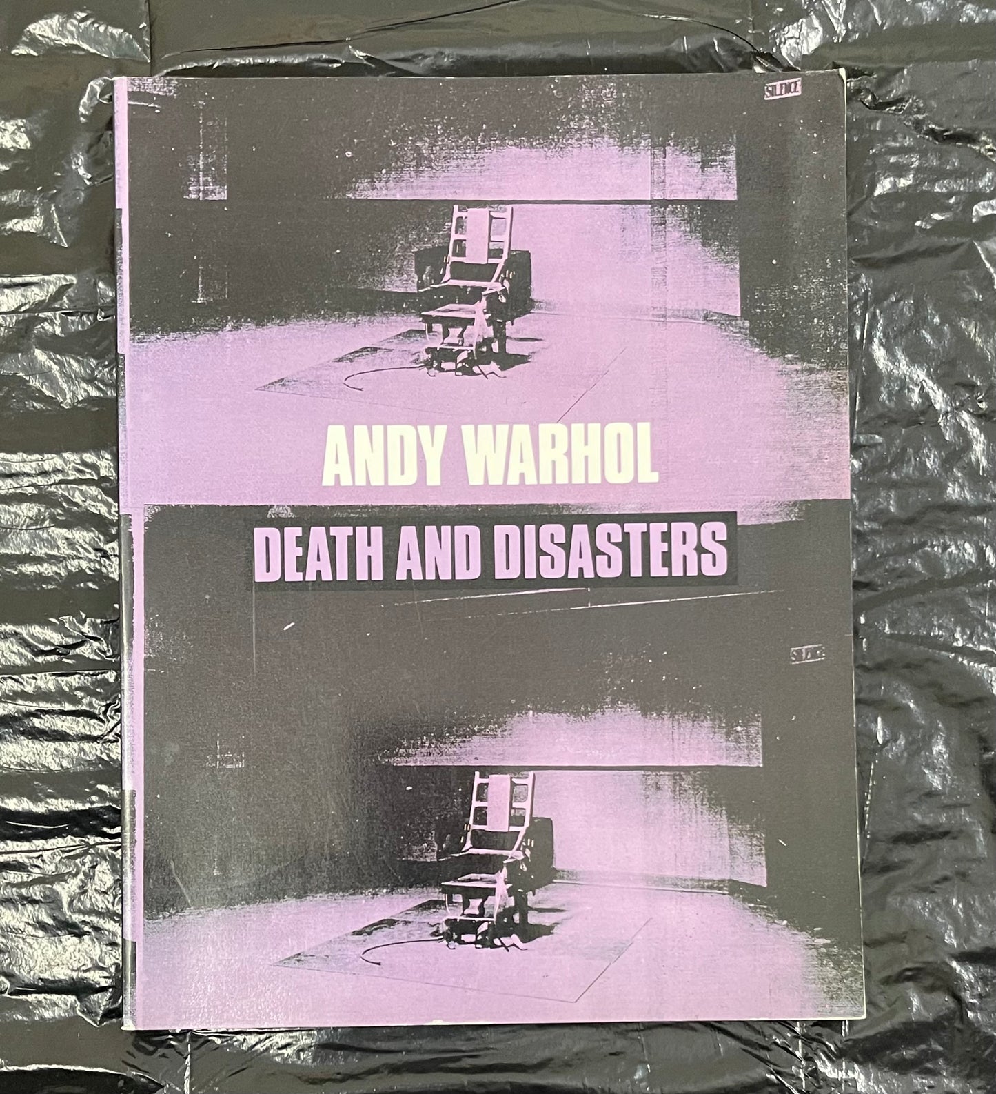 WARHOL, Andy
Andy Warhol: Death and Disasters. 1st Ed.
Houston: Menil Collection, 1988.