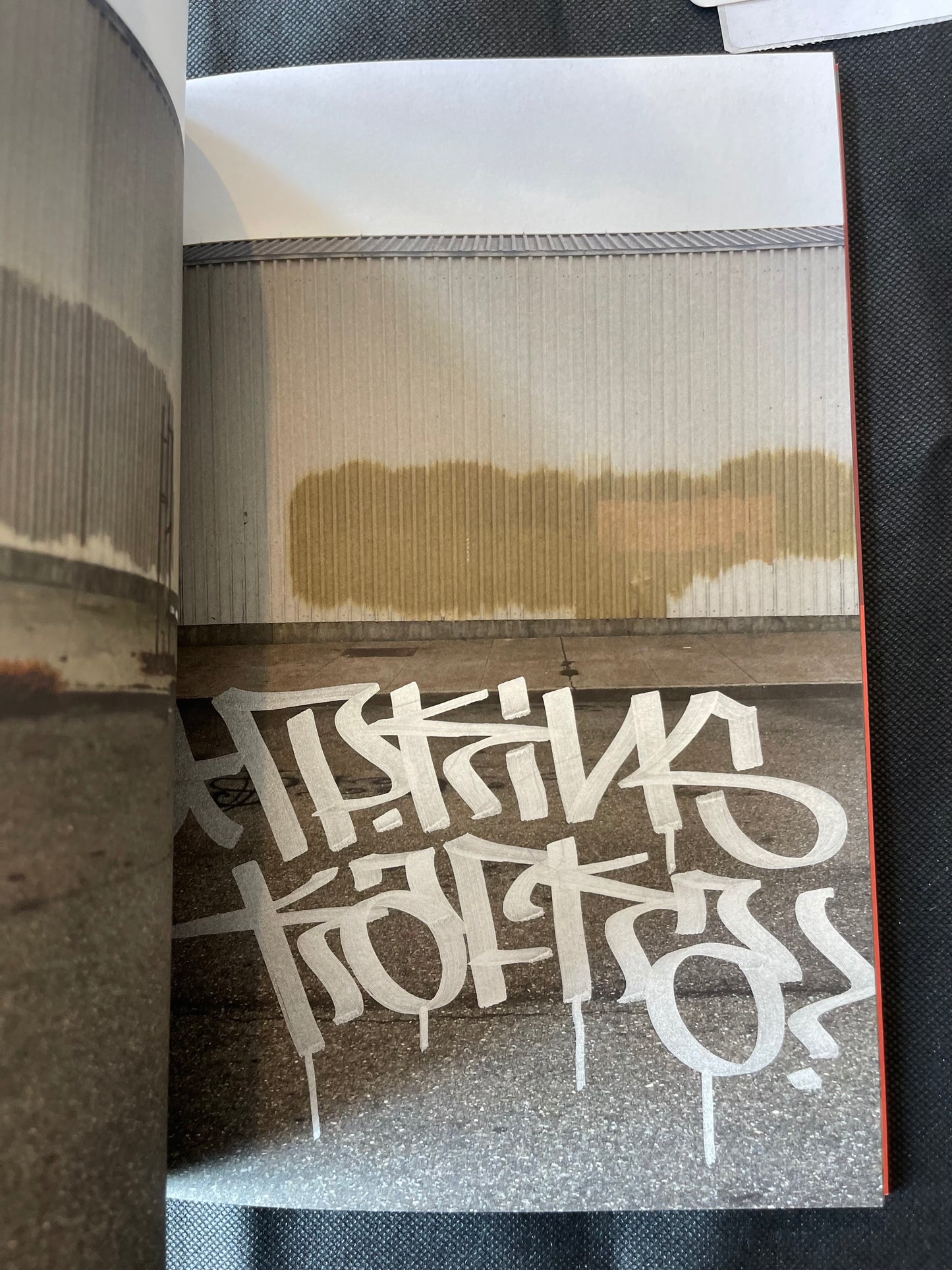 Barry McGee “Twist” Signed THR magazine Lim.Ed 2022