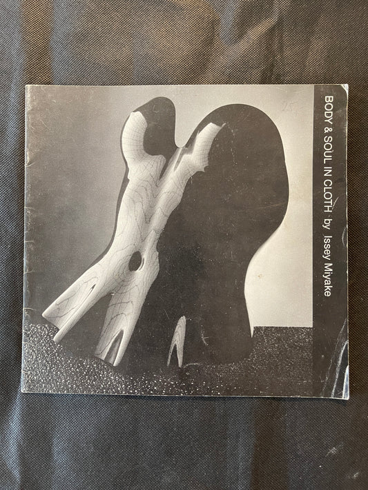Issey Miyake – Body & Soul in Cloth
Rare 1981 exhibition/program publication