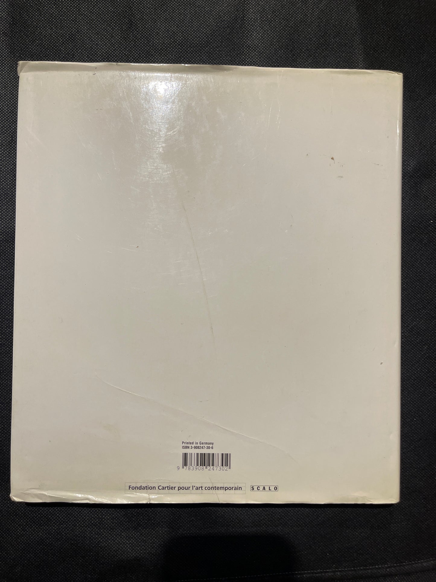 J.D. ’Okhai Ojeikere — Photographs

First Edition, 1995 – Fondation Cartier / Scalo

vg++ HC DJ