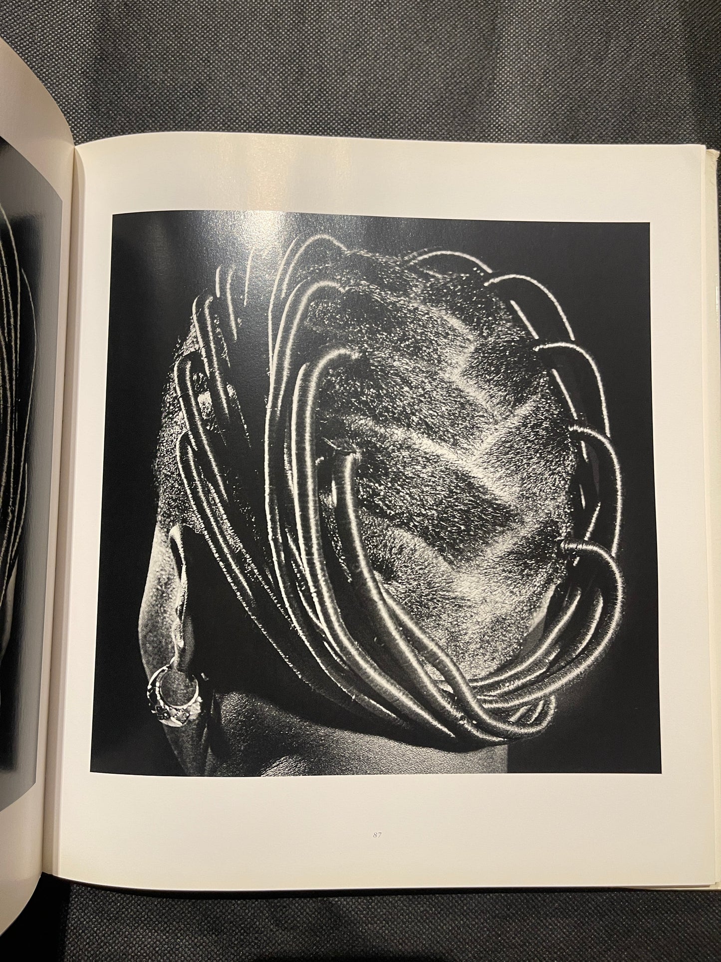 J.D. ’Okhai Ojeikere — Photographs

First Edition, 1995 – Fondation Cartier / Scalo

vg++ HC DJ